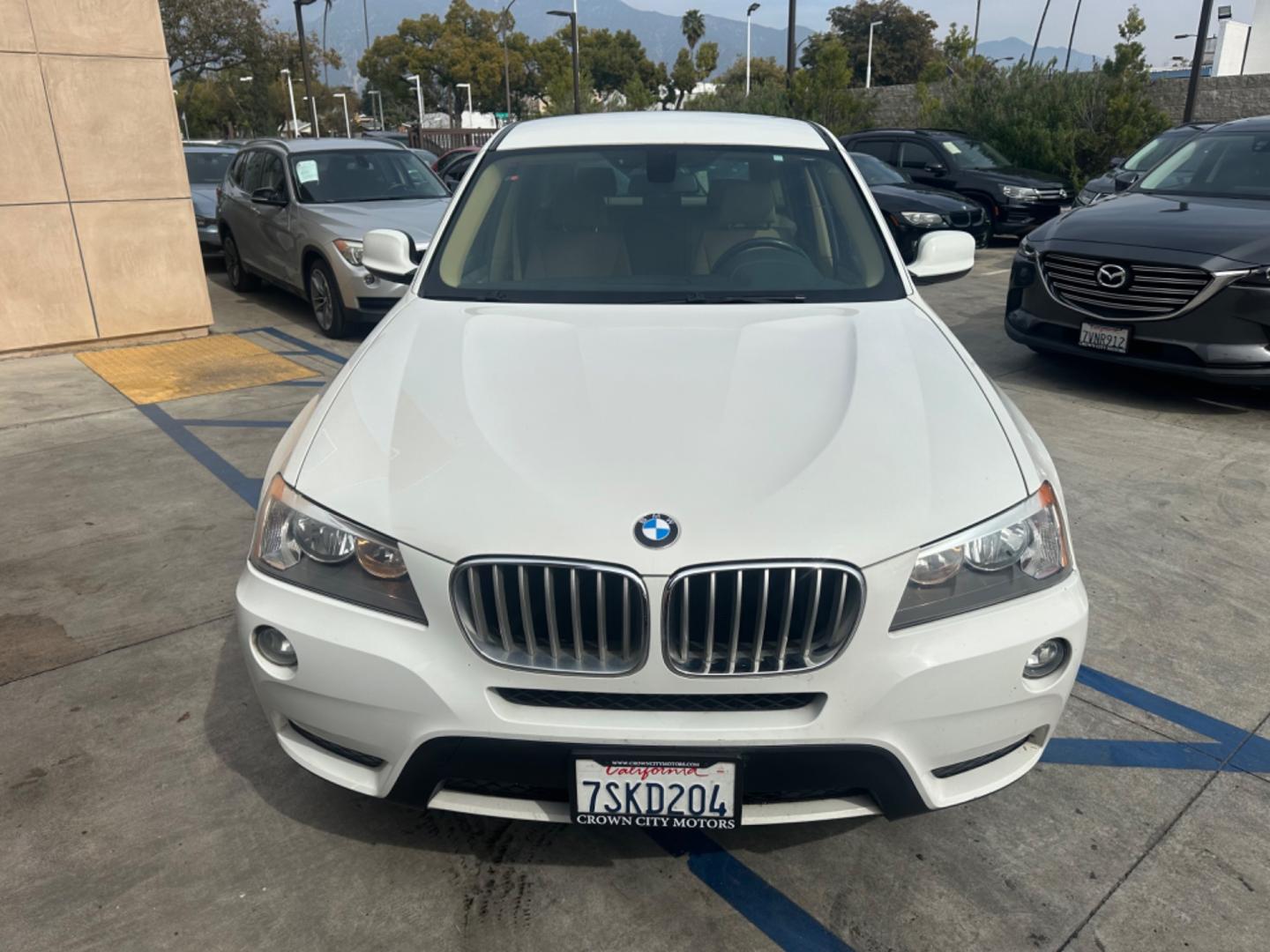 2013 WHITE /Tan BMW X3 xDrive28i (5UXWX9C54D0) with an 3.0L L6 DOHC 24V engine, 8-Speed Automatic transmission, located at 30 S. Berkeley Avenue, Pasadena, CA, 91107, (626) 248-7567, 34.145447, -118.109398 - Moon roof! Leather! Premium Package! - Photo#8